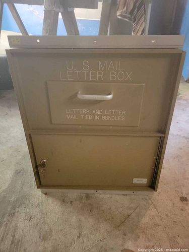 Lot #67 (1 of 11)