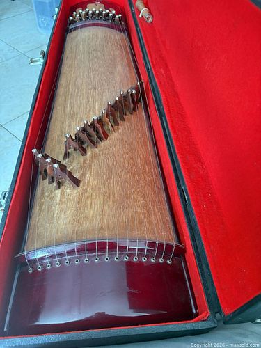 21-String Guzheng Solid Wood Zither with Hard Case (1 of 12)