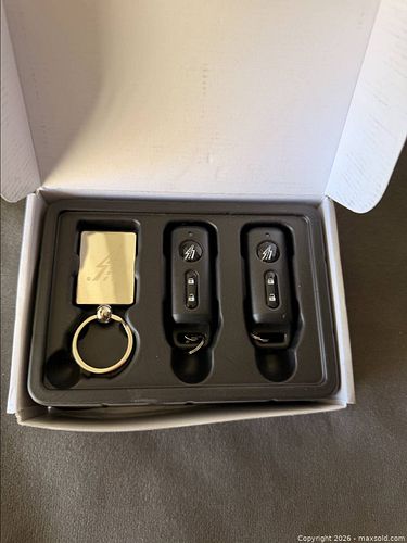 Lot #21 (1 of 4)