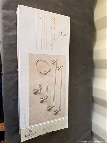 Lot #16 (1 of 4)