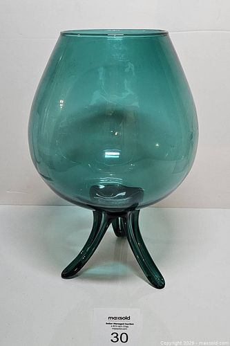 Lot #30 (1 of 6)