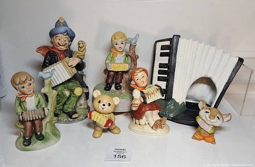 Lot of Accordion Themed Ceramics (1 of 14)