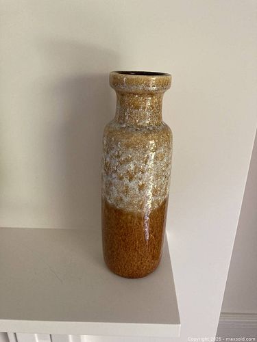 Lot #27 (1 of 7)