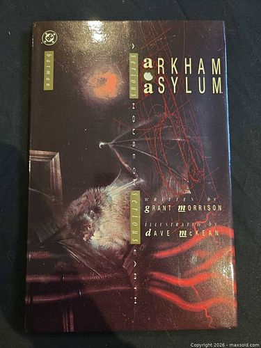 Arkham Asylum: A Serious House on Serious Earth (Hardcover) (1 of 6)