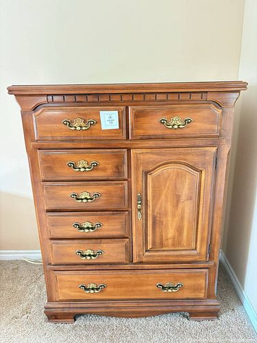 Lot #70 (1 of 9)