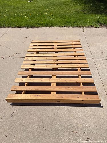 Lot #259 (1 of 9)