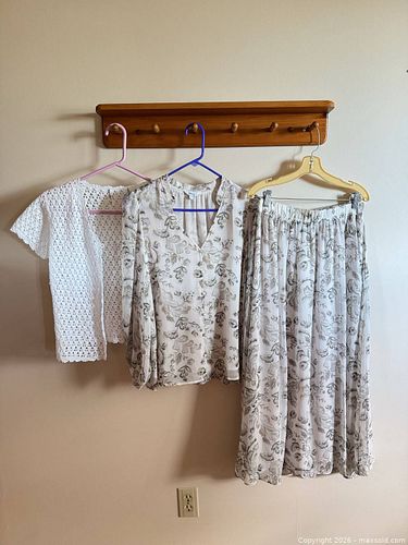Pretty Women’s skirt set (1 of 14)