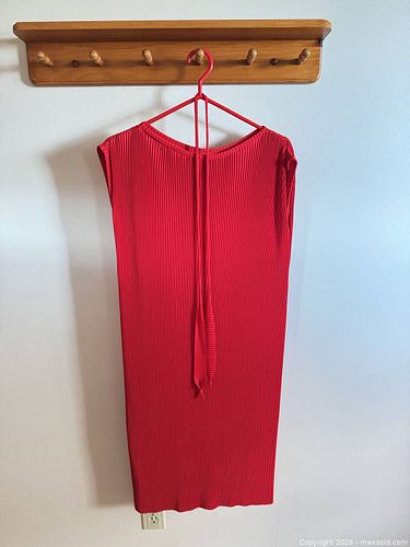 Women’s Mid-Length Red Dress (1 of 7)