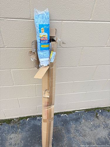 Lot #21 (1 of 4)