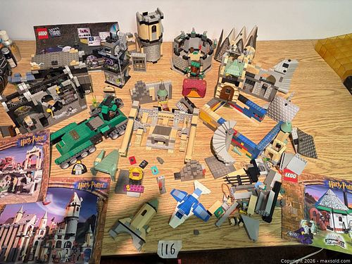 Lot #116 (1 of 8)