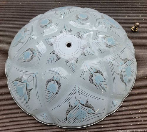 Lot #28 (1 of 3)
