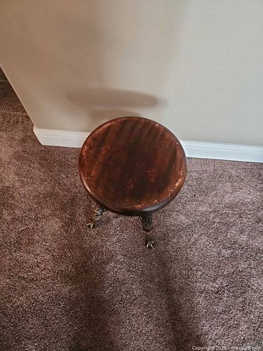 Victorian Antique Piano Adjustable Stool with Claw Feet (1 of 3)