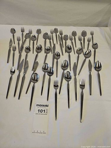 Lot #101 (1 of 5)