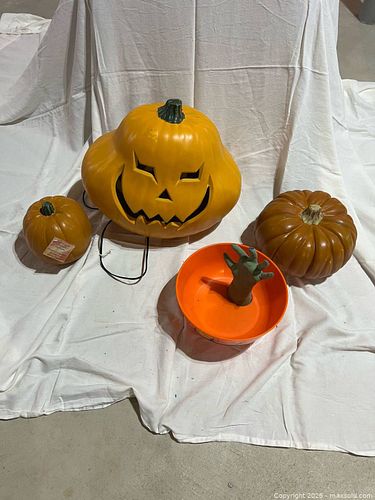 Lot #44 (1 of 4)