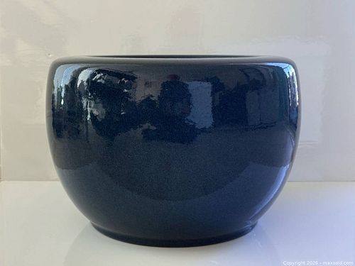 Lot #37 (1 of 9)