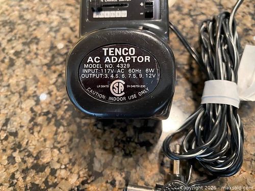 TENCO Universal Multi-Voltage Power Supply (1 of 2)