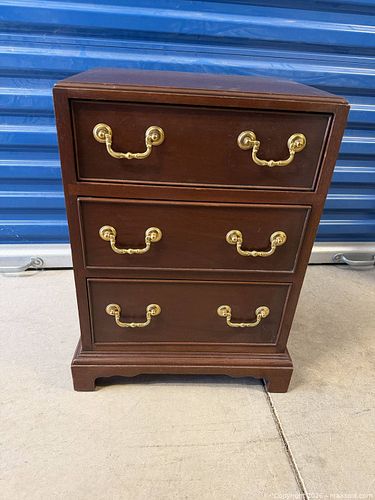 Lot #18 (1 of 10)