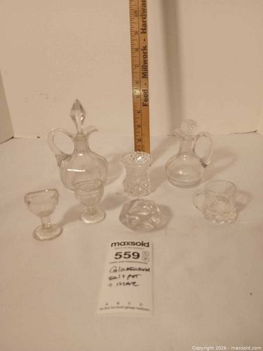 Lot #559 (1 of 14)