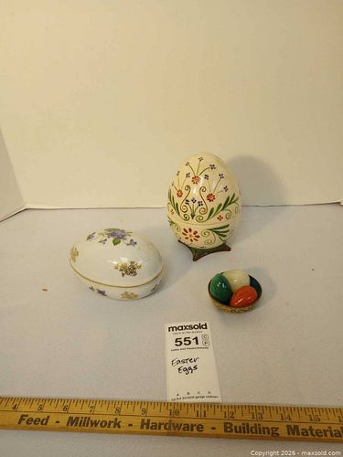 Lot #551 (1 of 13)