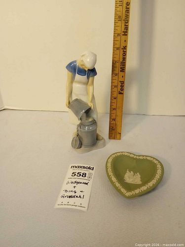 Lot #558 (1 of 12)