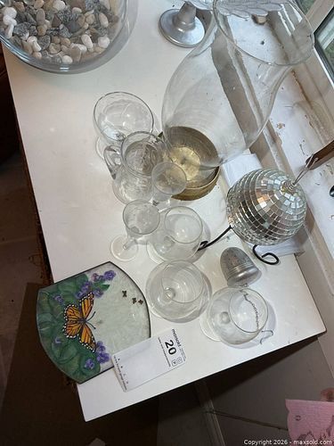 Lot #20 (1 of 9)