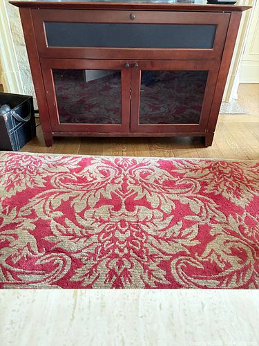 Entertainment cabinet (1 of 4)