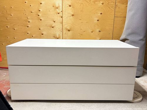 Lot #476 (1 of 9)