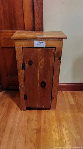 Lot #24 (1 of 4)