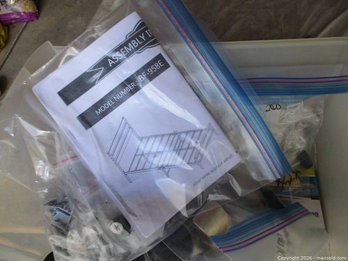 MIXED LOT OF FURNITURE CASTORS & KITCHEN CABINET FITTINGS (1 of 5)