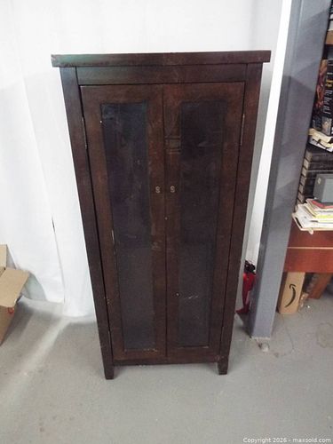 Lot #47 (1 of 9)