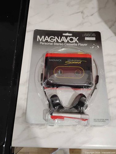 Lot #121 (1 of 8)