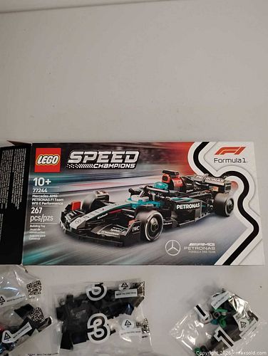 Lot #211 (1 of 7)