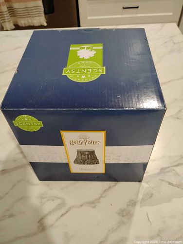 Lot #55 (1 of 11)