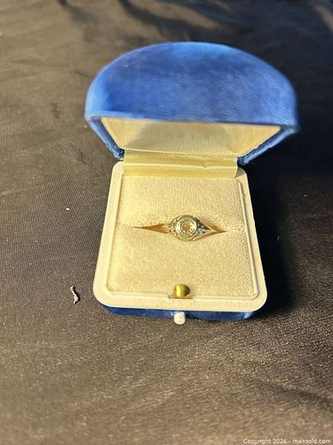14K White Gold Vintage Filigree Ring with Small Diamond (1 of 5)