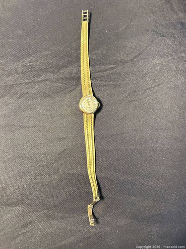 Ladies 18K Gold Mechanical Wristwatch (Manual Wind) (1 of 7)