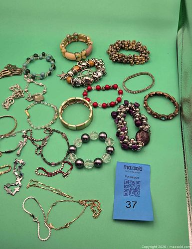 Lot #37 (1 of 6)