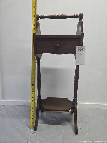 Lot #907 (1 of 5)