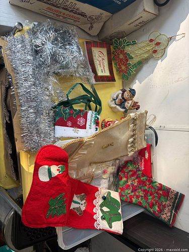 Assorted Christmas Holiday Decorations Lot (1 of 6)