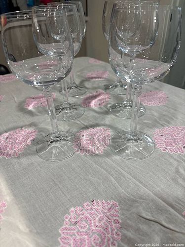 Glass Set: Wine, Dessert & Drinking Glasses (1 of 11)