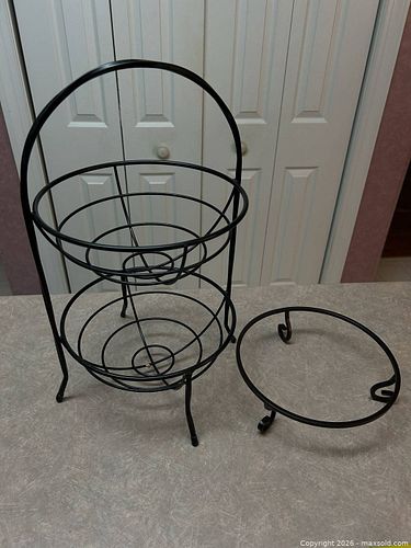 Lot #66 (1 of 5)