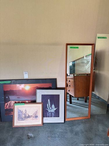 Lot #216 (1 of 9)