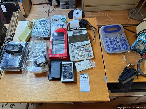 Office & Electronics Lot: Calculators, Label Maker, Organizer (1 of 12)