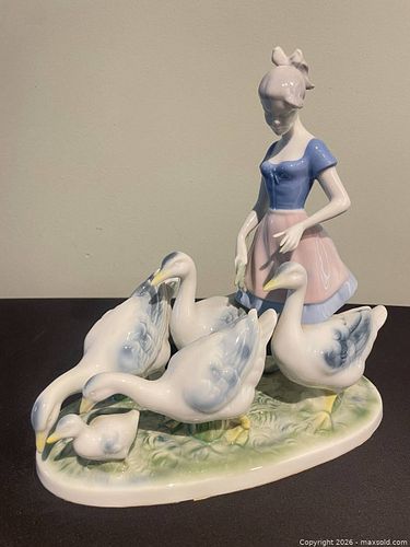 Lot #13 (1 of 4)