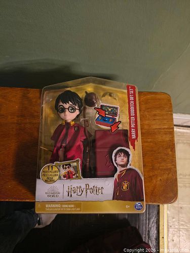 Harry Potter action figure--NEW IN PACKAGE (1 of 2)