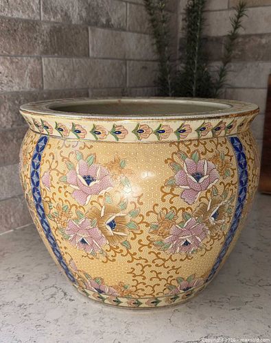 Lot #68 (1 of 19)