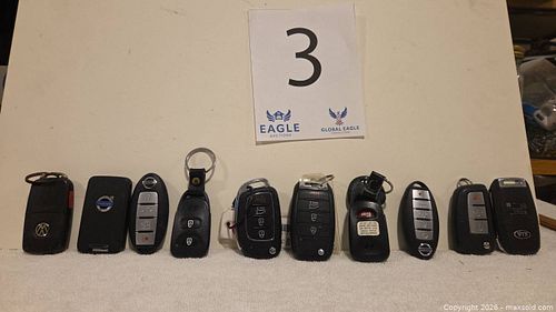 used car keys for various makes. (1 of 20)