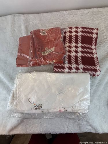 Lot #22 (1 of 5)