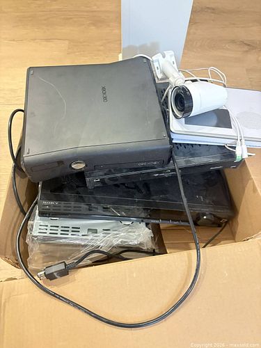 Box of electronics including Xbox  (1 of 2)