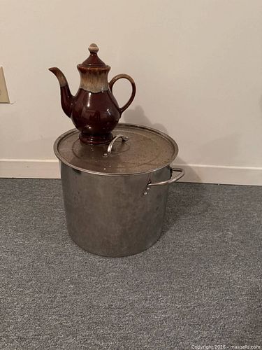Lot #98 (1 of 3)