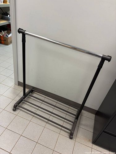 Lot #28 (1 of 4)